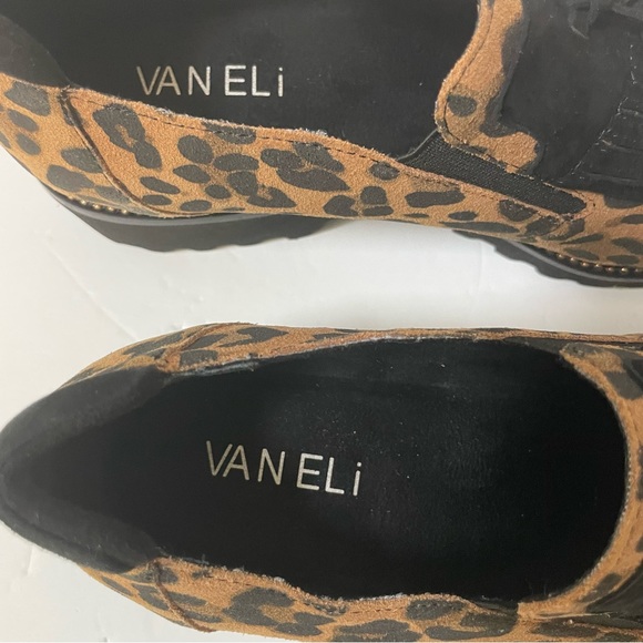 VANELI Zoelie Leopard Tasseled Loafers
Size 6.5 - Picture 12 of 16